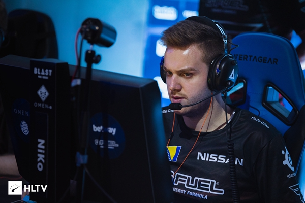 RNG群访 LvMao：下一场面对TES 封锁一下对面的绝对核心